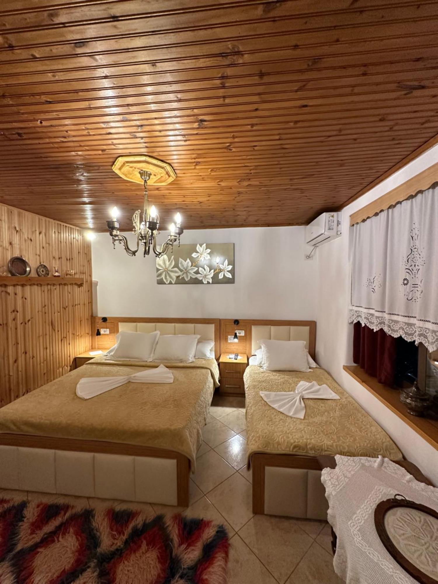 "Mani Guest House" Gjirokastër Exteriér fotografie