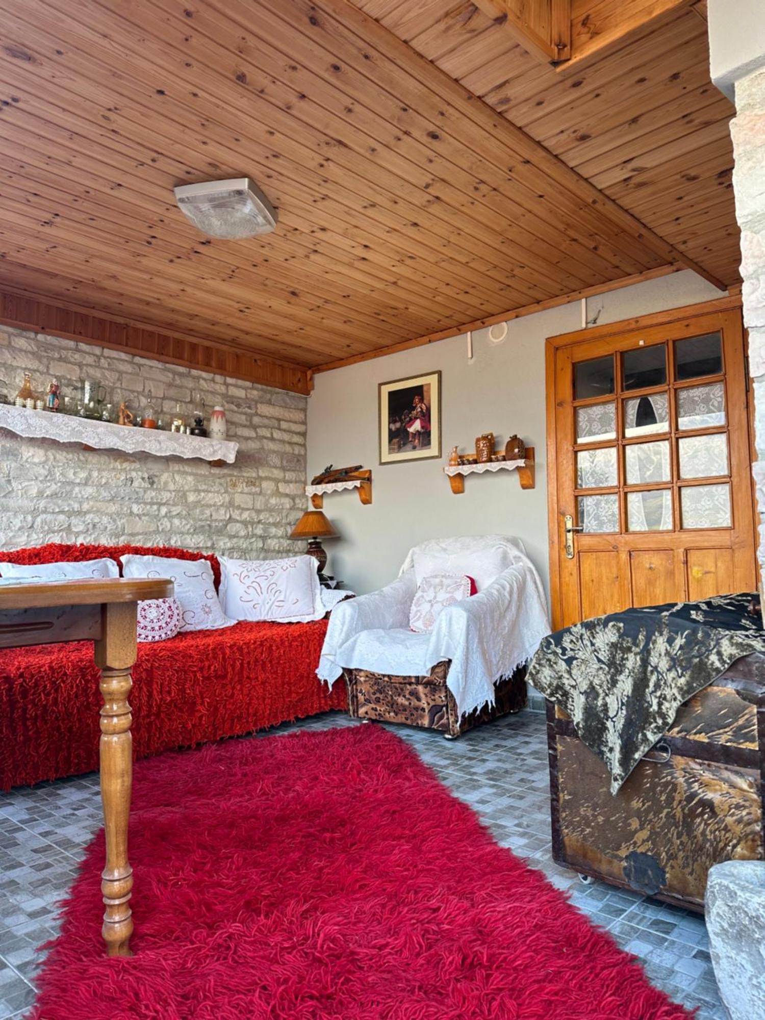 "Mani Guest House" Gjirokastër Exteriér fotografie